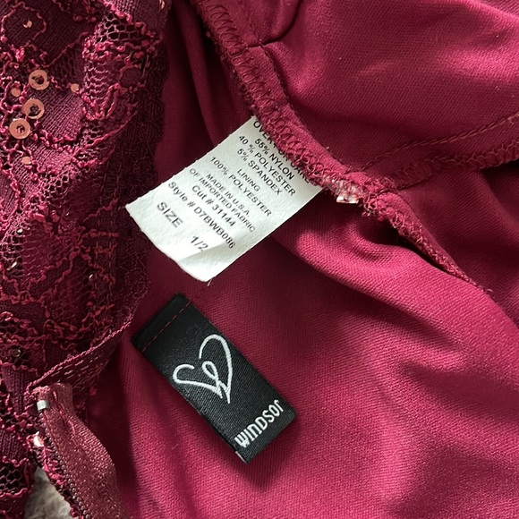 🖤 Windsor Lined Formal Lace Long Sleeve Dress - Picture 6 of 6